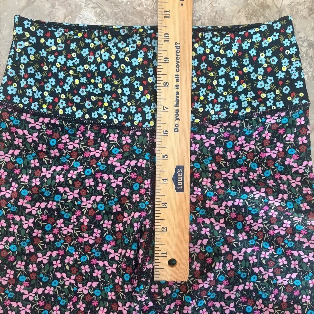 Nike Dri-Fit Micro Floral Print Leggings 7/8 Size Small